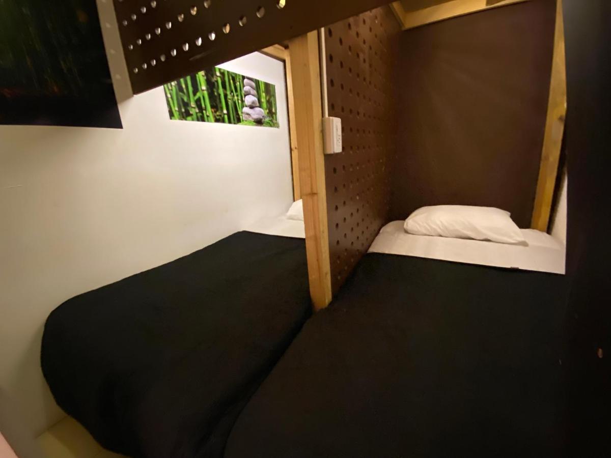 Roomies Hostel Centro Medico Мехико Экстерьер фото
