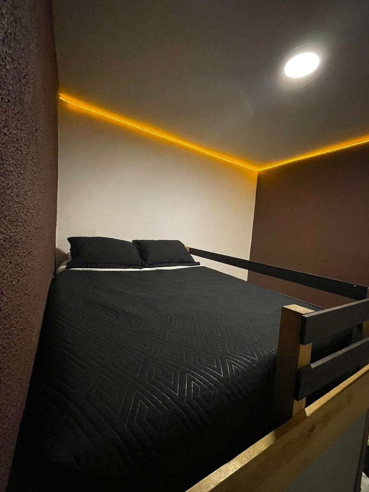 Roomies Hostel Centro Medico Мехико Экстерьер фото